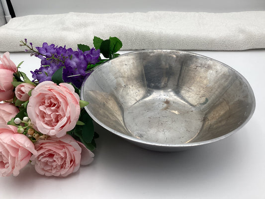 Vintage Nambé Cast Aluminum Bowl #570 Retired 9 inch Bowl